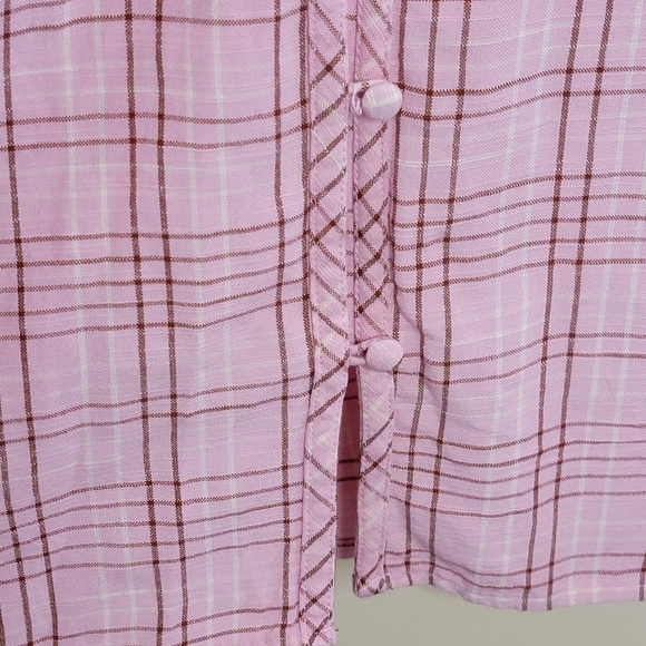 LC Lauren Conrad | Pink Plaid Ruffle Detail Button Down Shirt Size 4X - Picture 2 of 7